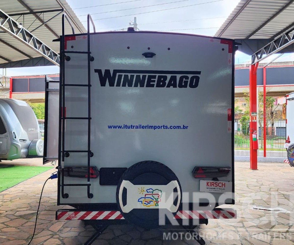 Winnebago 2100BH - Kirsch Motorhomes - Especializada na venda de Motorhomes e Trailers