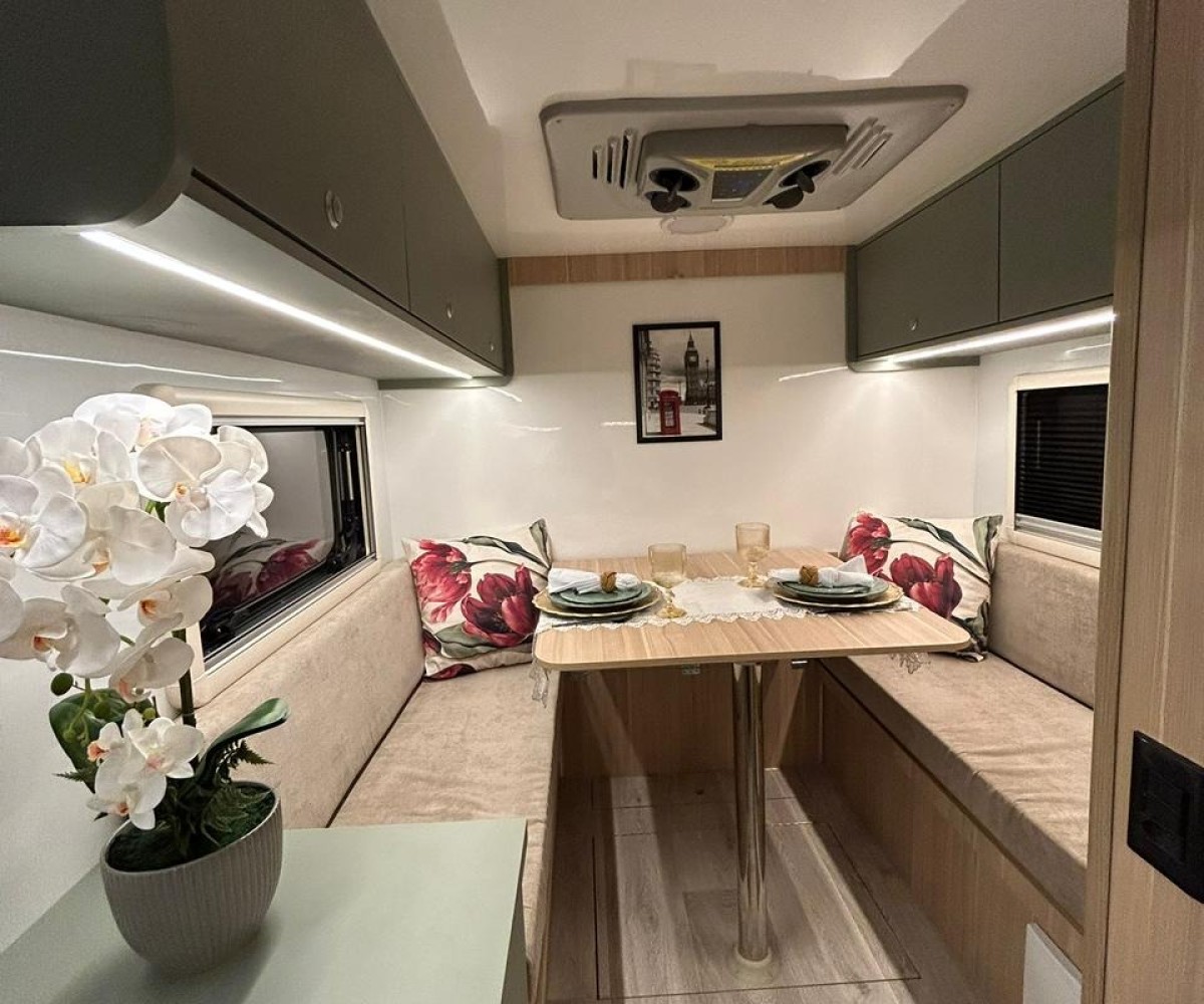 Trailer conforttrailer Smart - Kirsch Motorhomes - Especializada na venda de Motorhomes e Trailers