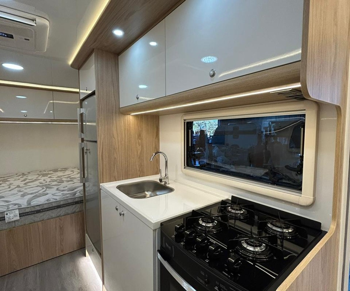 Trailer conforttrailer Confort - Kirsch Motorhomes - Especializada na venda de Motorhomes e Trailers