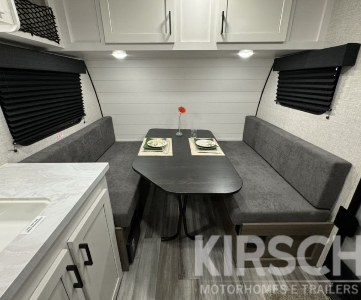 Jayco 154BH - Kirsch Motorhomes - Especializada na venda de Motorhomes e Trailers