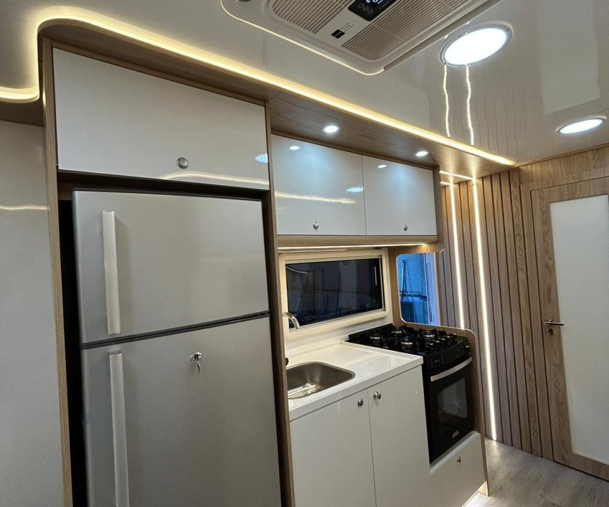 Trailer conforttrailer Confort - Kirsch Motorhomes - Especializada na venda de Motorhomes e Trailers