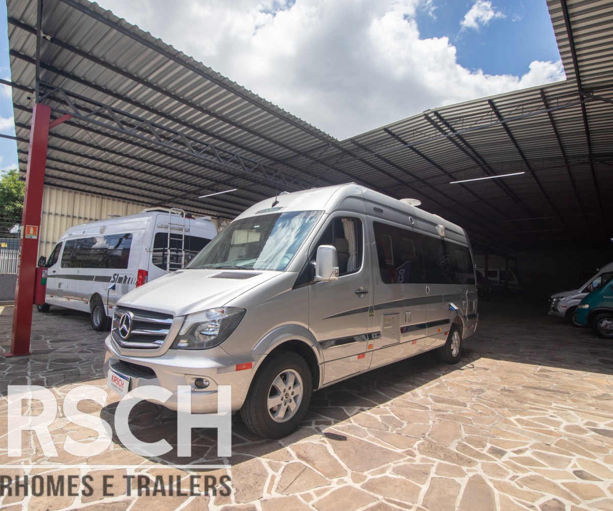 Santo Inácio 6.9 - Kirsch Motorhomes - Especializada na venda de Motorhomes e Trailers