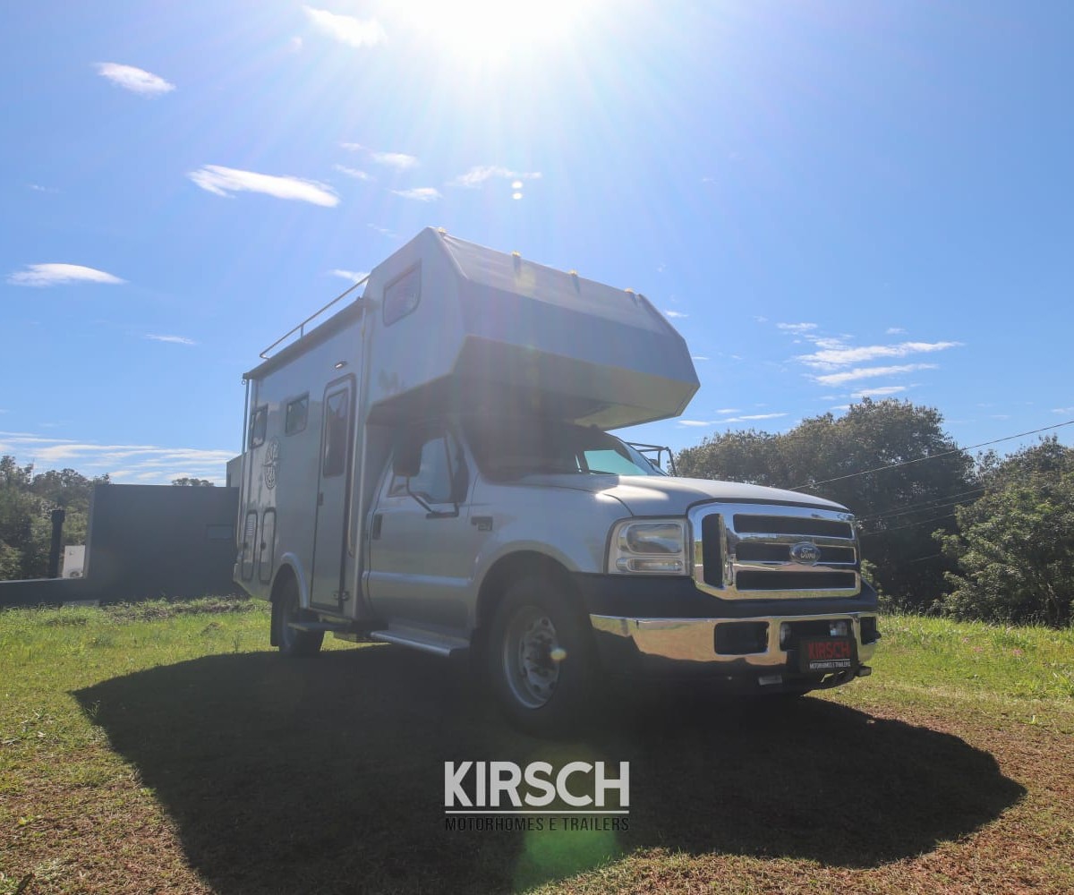 F-350 - Kirsch Motorhomes - Especializada na venda de Motorhomes e Trailers