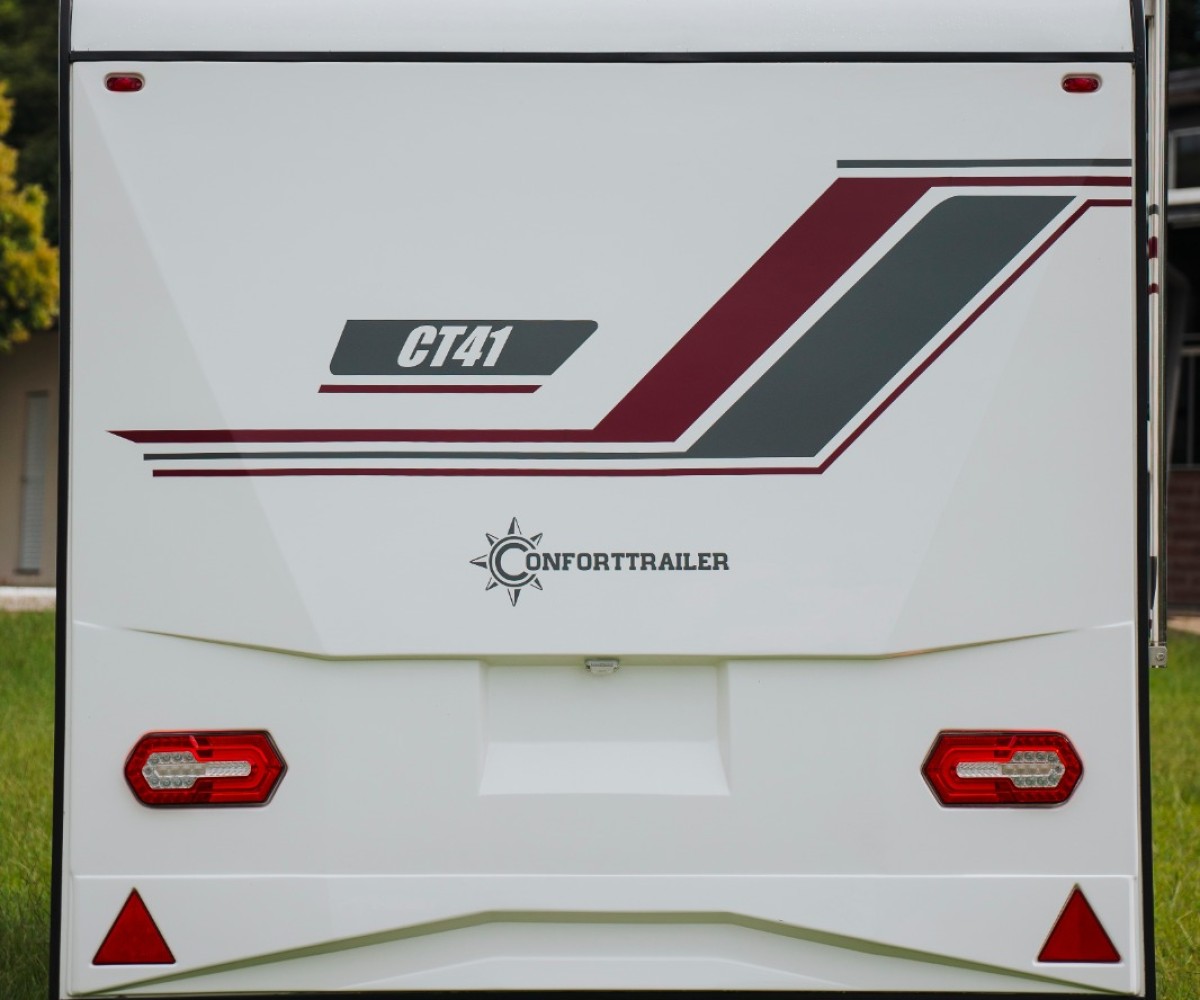 MONTAGEM - Conforttrailer CT 41 - Kirsch Motorhomes - Especializada na venda de Motorhomes e Trailers
