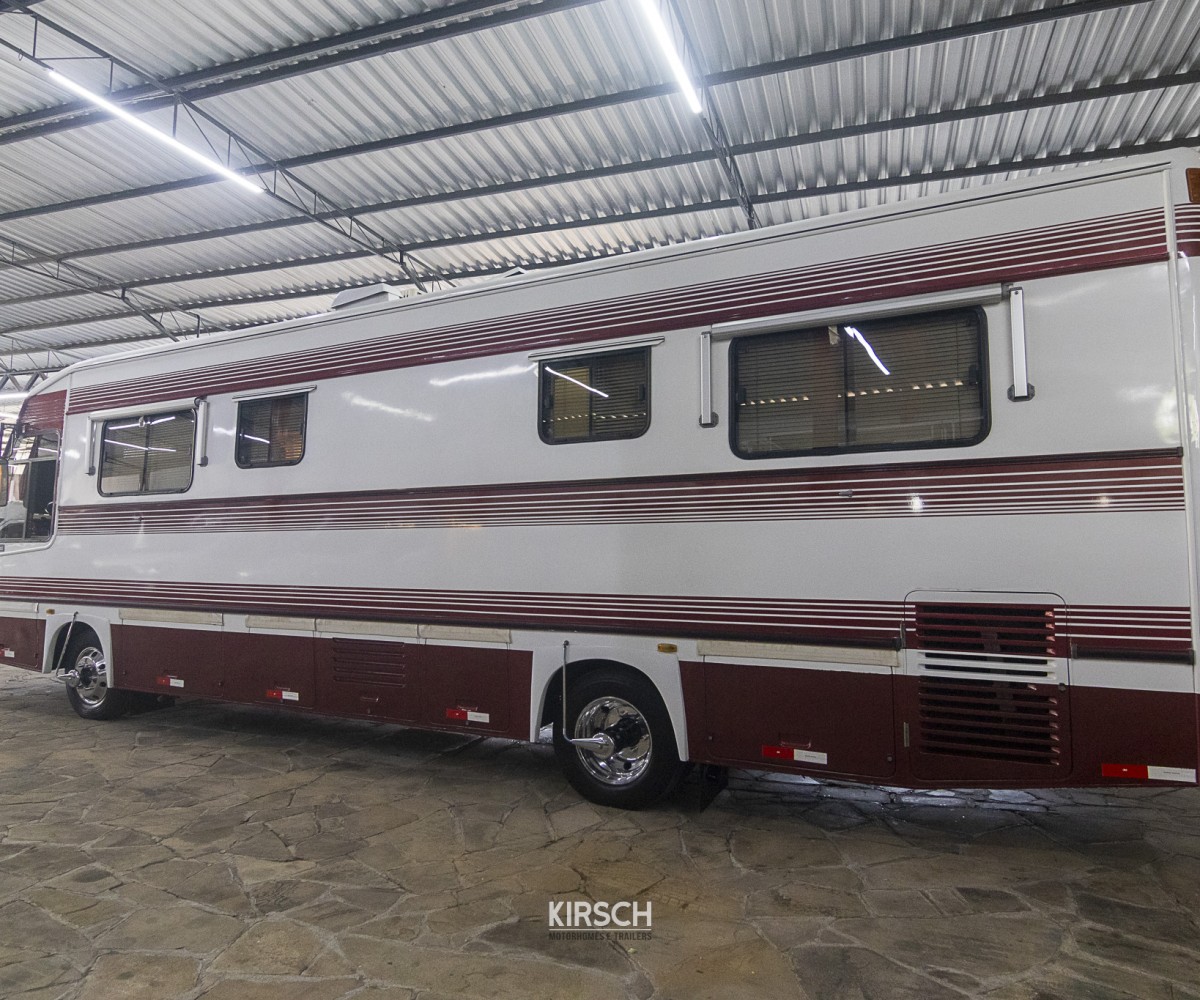 Scheid 900 - Kirsch Motorhomes - Especializada na venda de Motorhomes e Trailers