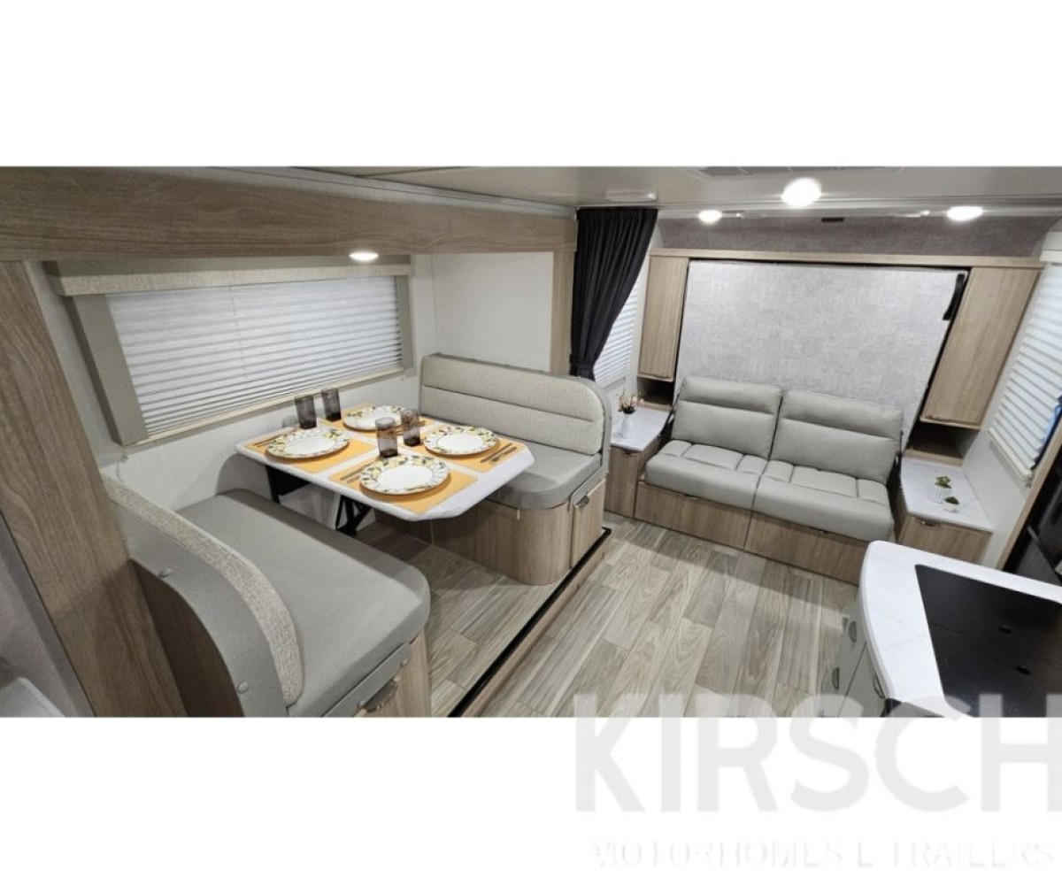 Winnebago 2108 DS - Kirsch Motorhomes - Especializada na venda de Motorhomes e Trailers