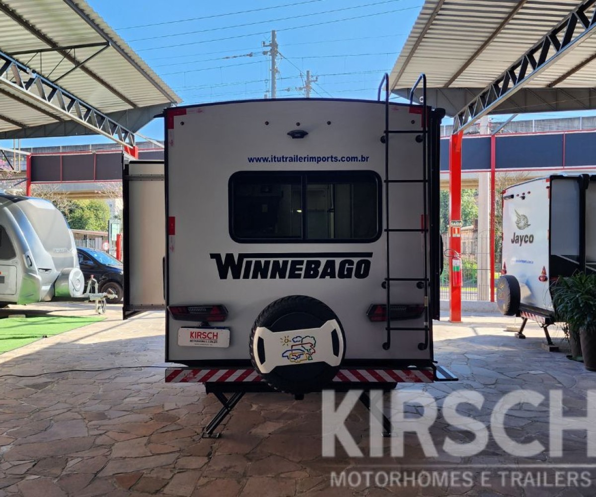 Winnebago 2225RL - Kirsch Motorhomes - Especializada na venda de Motorhomes e Trailers