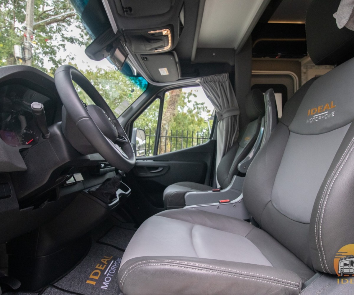 MONTAGEM - Ideal 7.8 com alcova - Kirsch Motorhomes - Especializada na venda de Motorhomes e Trailers