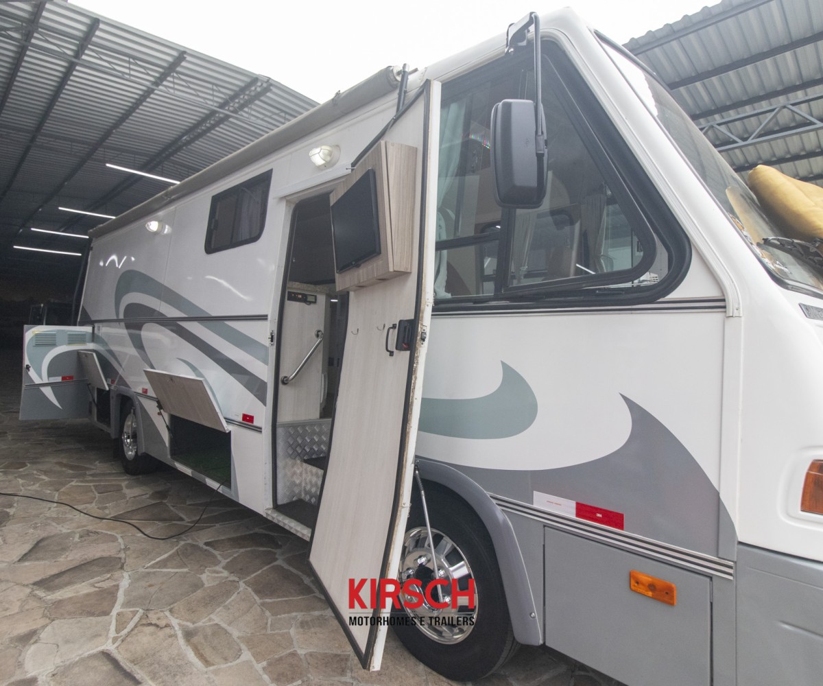 Marcopolo 8.140 - Kirsch Motorhomes - Especializada na venda de Motorhomes e Trailers