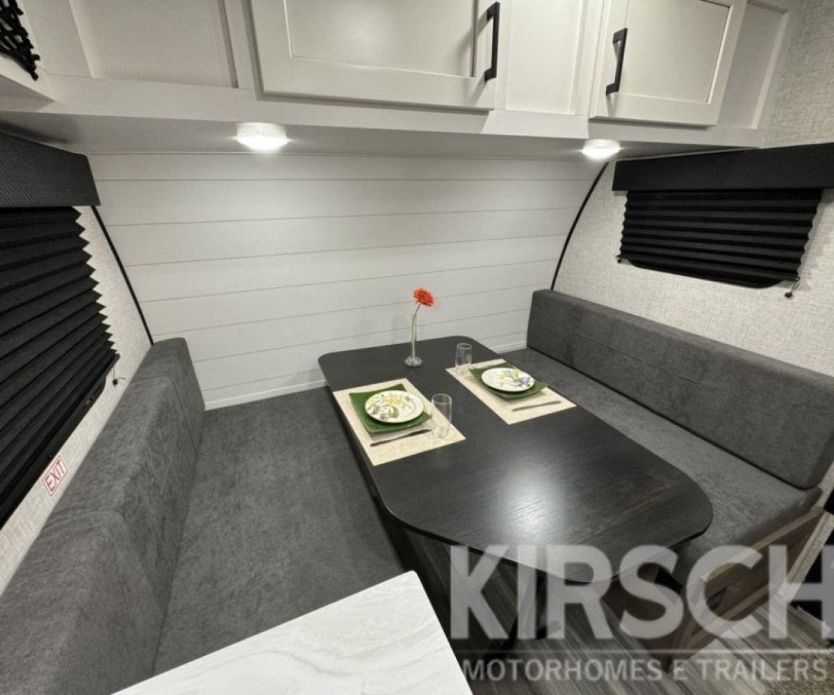 Jayco 154BH - Kirsch Motorhomes - Especializada na venda de Motorhomes e Trailers