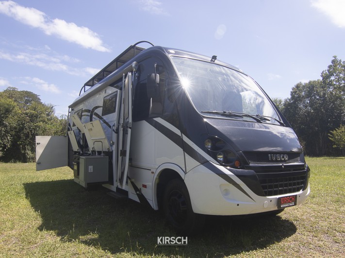 Vettura  Iveco Daily 70C17