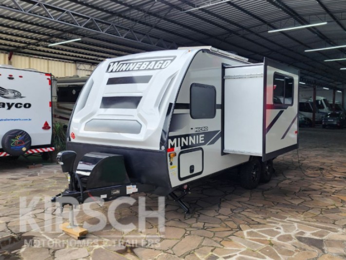 Winnebago 2100BH - Kirsch Motorhomes - Especializada na venda de Motorhomes e Trailers